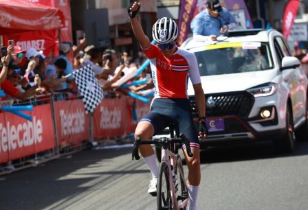 El costarricense Jexon Ledezma se dejó la primera etapa de La Vuelta Costa Rica Telecable 2025