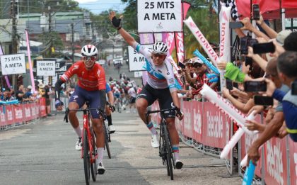Sebastián Calderón gana la sexta etapa de la Vuelta Costa Rica Telecable 2025 El pedalista del 7C Economy Hyundai, Sebastián Calderón, ganó la sexta etapa de la Vuelta Costa Rica Telecable 2025.